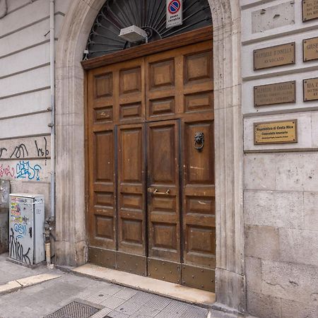 Chic House Apartment Bari Bagian luar foto
