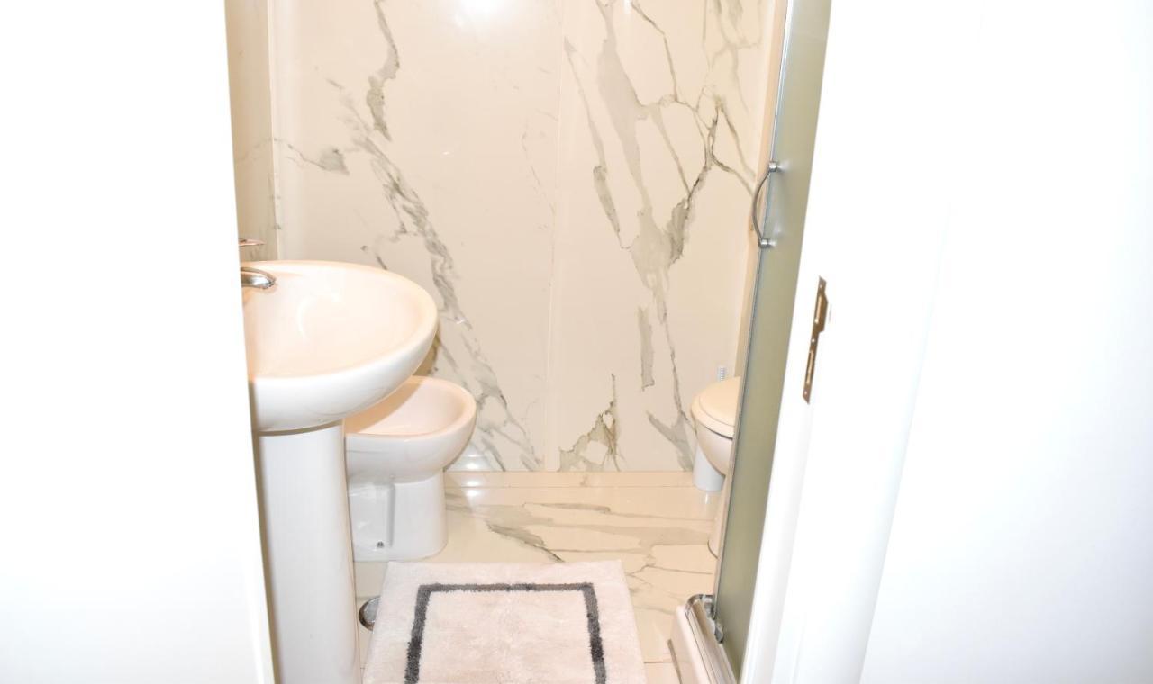 Chic House Apartment Bari Bagian luar foto