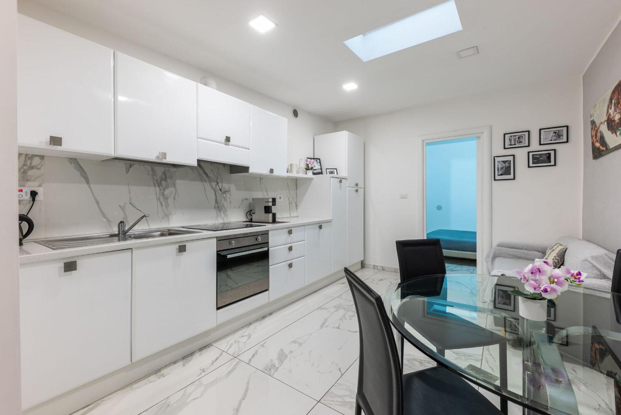 Chic House Apartment Bari Bagian luar foto