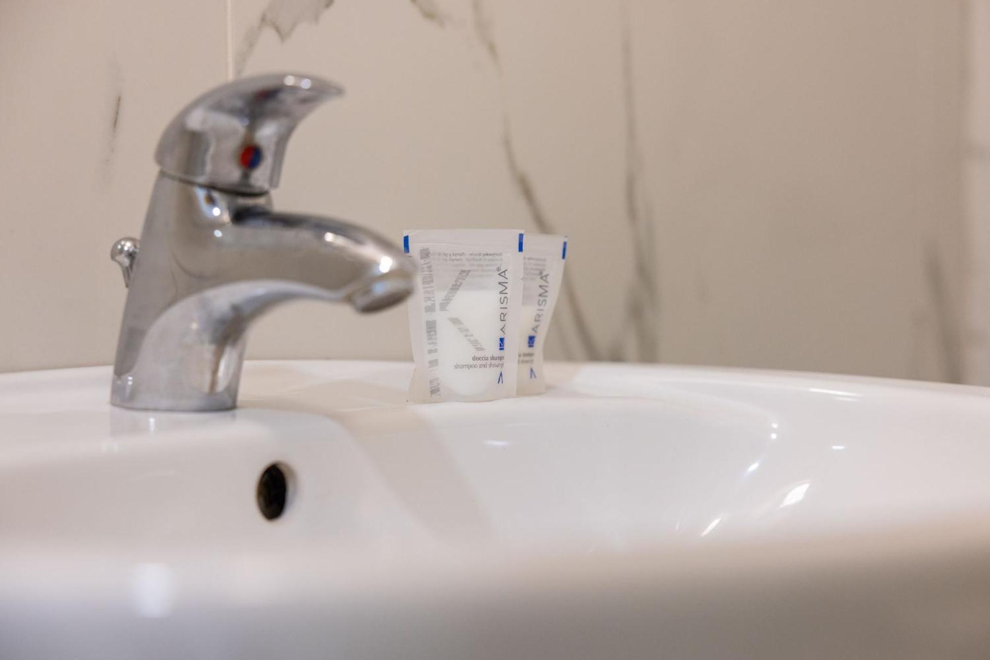 Chic House Apartment Bari Bagian luar foto