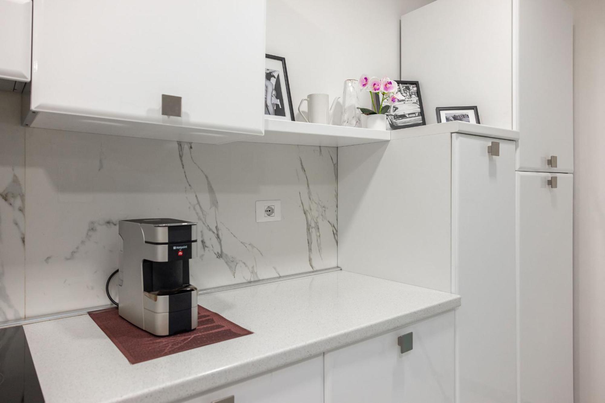 Chic House Apartment Bari Bagian luar foto